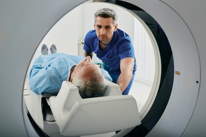 CT-Tech-Performing-Scan-On-Patient
