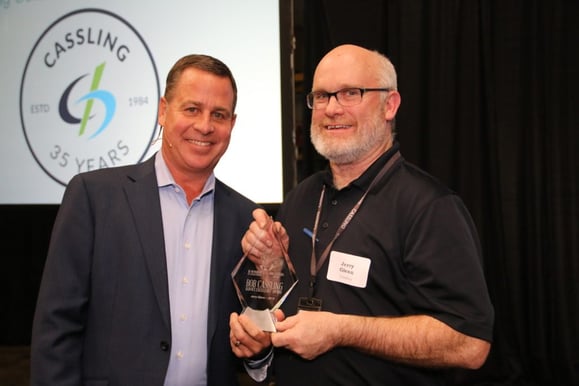 Mike Cassling presenting Jerry Glenn with Bob Cassling Service Excellence Award