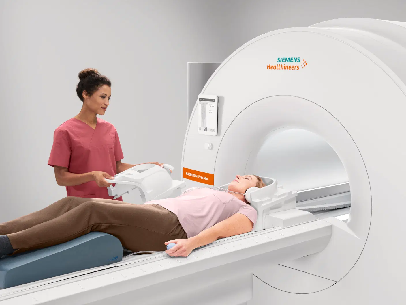 patient experiencing new MRI technology